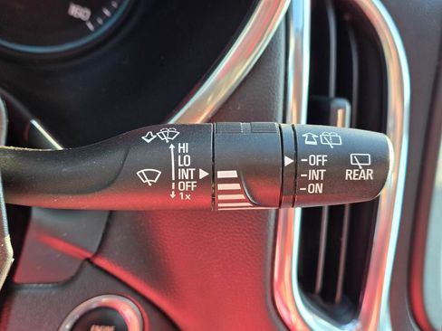 Used 2019 Chevrolet Equinox LT AWD/4WD image 23