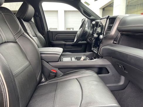 Used 2024 RAM 3500 Limited AWD/4WD image 20