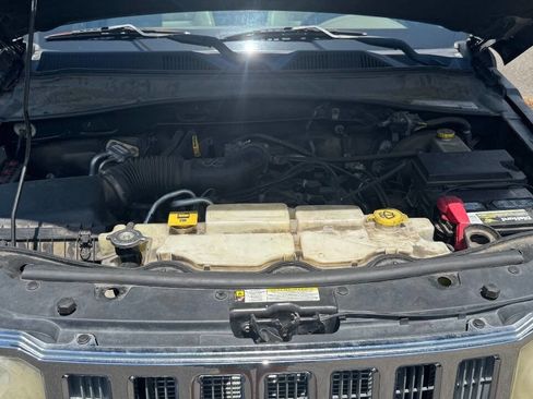 Used 2011 Jeep Liberty Limited image 14