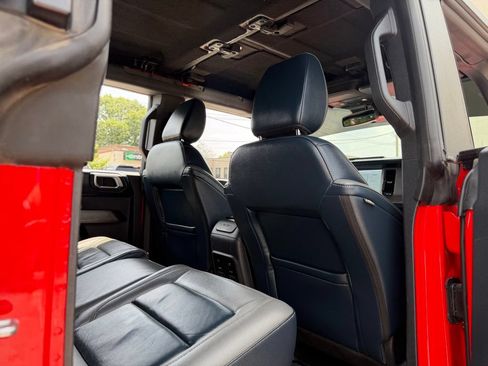 Used 2023 Ford Bronco Outer Banks AWD/4WD image 14