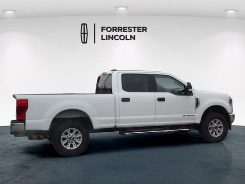 Used 2022 Ford F250 XLT w/ XLT Value Package image 2