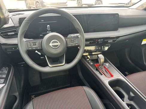 New 2026 Nissan Kicks SR image 22