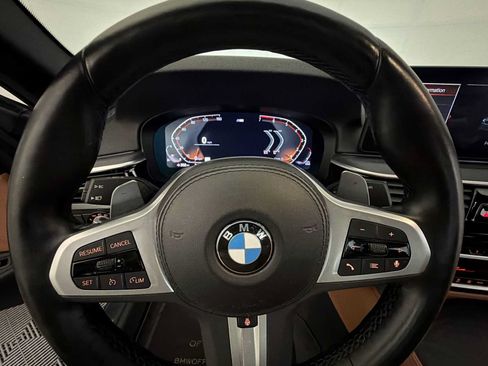Used 2023 BMW 530i xDrive w/ M Sport Package AWD/4WD image 13