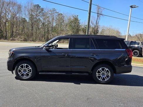 New 2026 Ford Expedition Active image 5