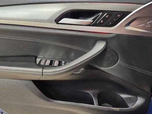 Used 2020 BMW X4 M40i w/ Premium Package image 41