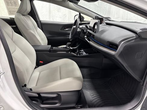 Used 2024 Toyota Prius Limited w/ Limited Premium Package FWD image 62
