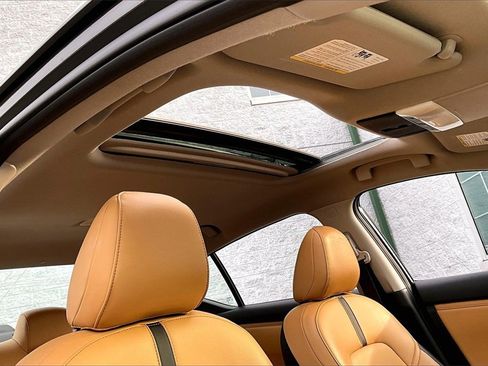 Certified 2025 Nissan Sentra SV w/ SV Premium Package image 24