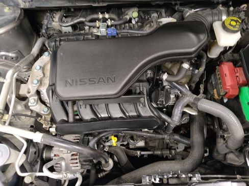 Used 2017 Nissan Rogue Sport S image 30