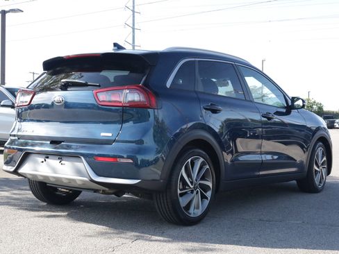 Used 2017 Kia Niro Touring image 6
