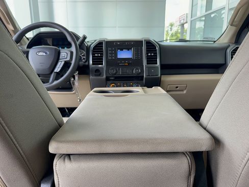 Certified 2018 Ford F150 XLT RWD image 28