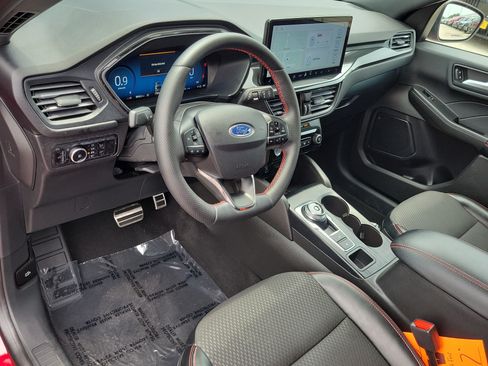 Certified 2023 Ford Escape ST-Line Elite AWD/4WD image 20