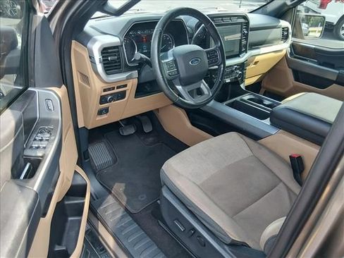 Used 2022 Ford F150 XLT w/ Equipment Group 302A High RWD image 10