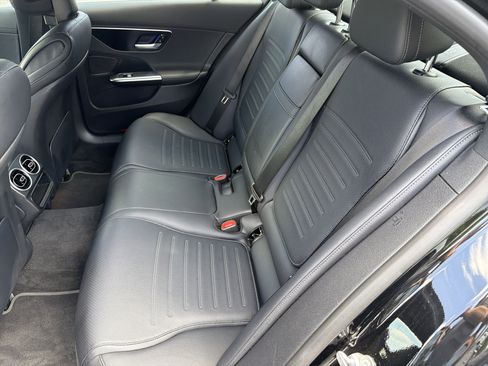 Used 2023 Mercedes-Benz C 300 4MATIC Sedan image 17