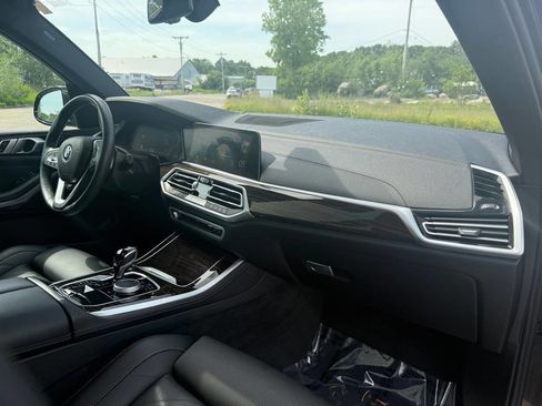 Used 2023 BMW X5 xDrive40i AWD/4WD image 19