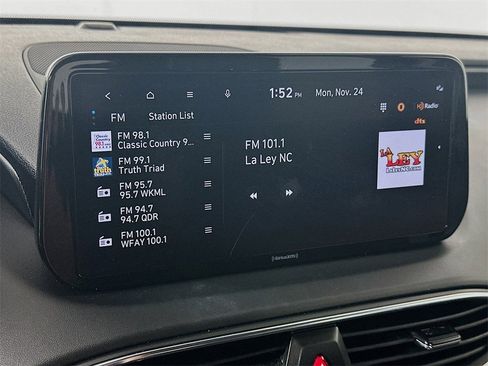 Used 2023 Hyundai Santa Fe SEL w/ Cargo Package image 17