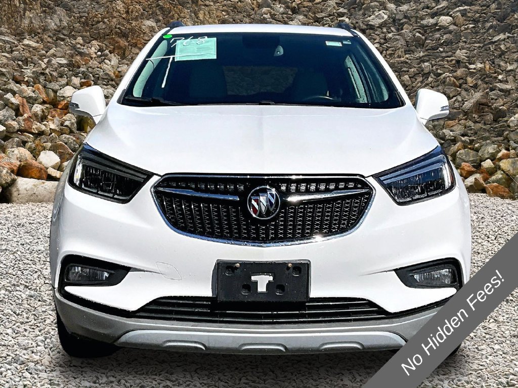Used 2019 Buick Encore Essence AWD/4WD image 3