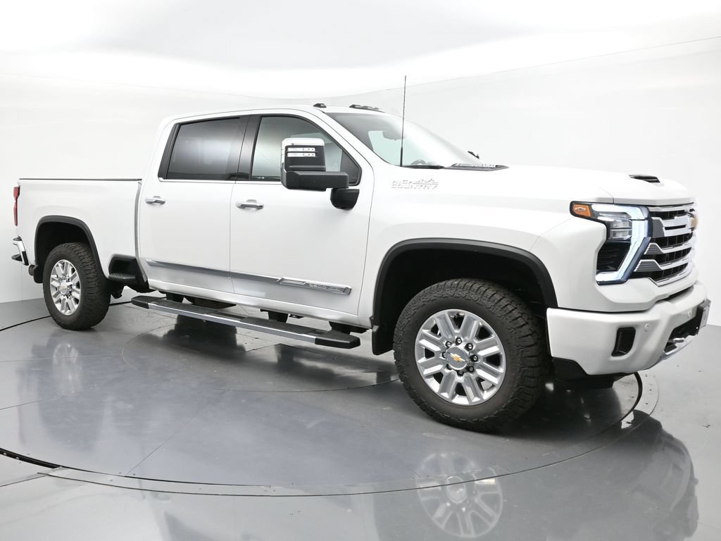 Used 2024 Chevrolet Silverado 3500 High Country w/ High Country Premium Package AWD/4WD image 7