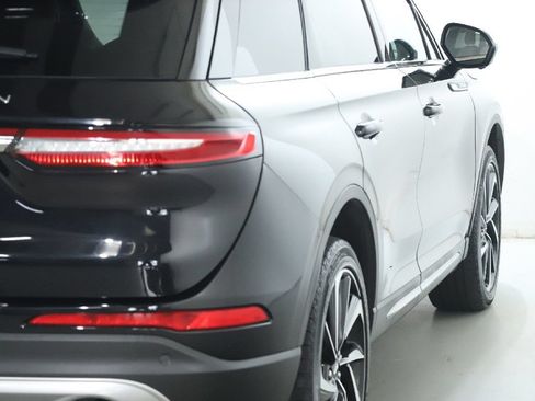 Used 2023 Lincoln Corsair Reserve w/ Equipment Group 201A AWD/4WD image 48
