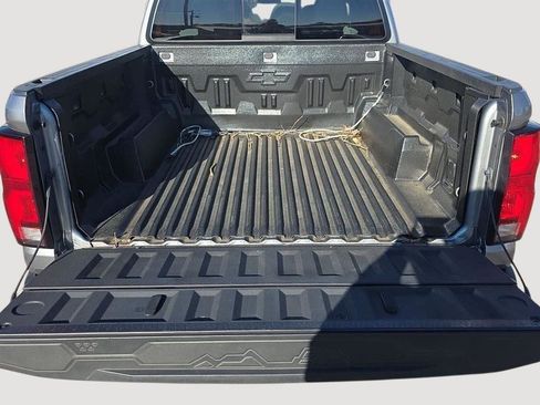 Used 2023 Chevrolet Colorado Z71 w/ Z71 Convenience Package 2 image 6