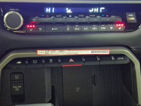 New 2026 Toyota Tundra Platinum AWD/4WD image 19