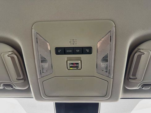 Certified 2025 Toyota RAV4 XLE FWD image 6
