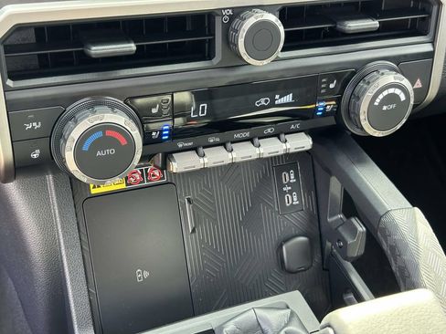New 2026 Toyota 4Runner TRD Off-Road Premium AWD/4WD image 27