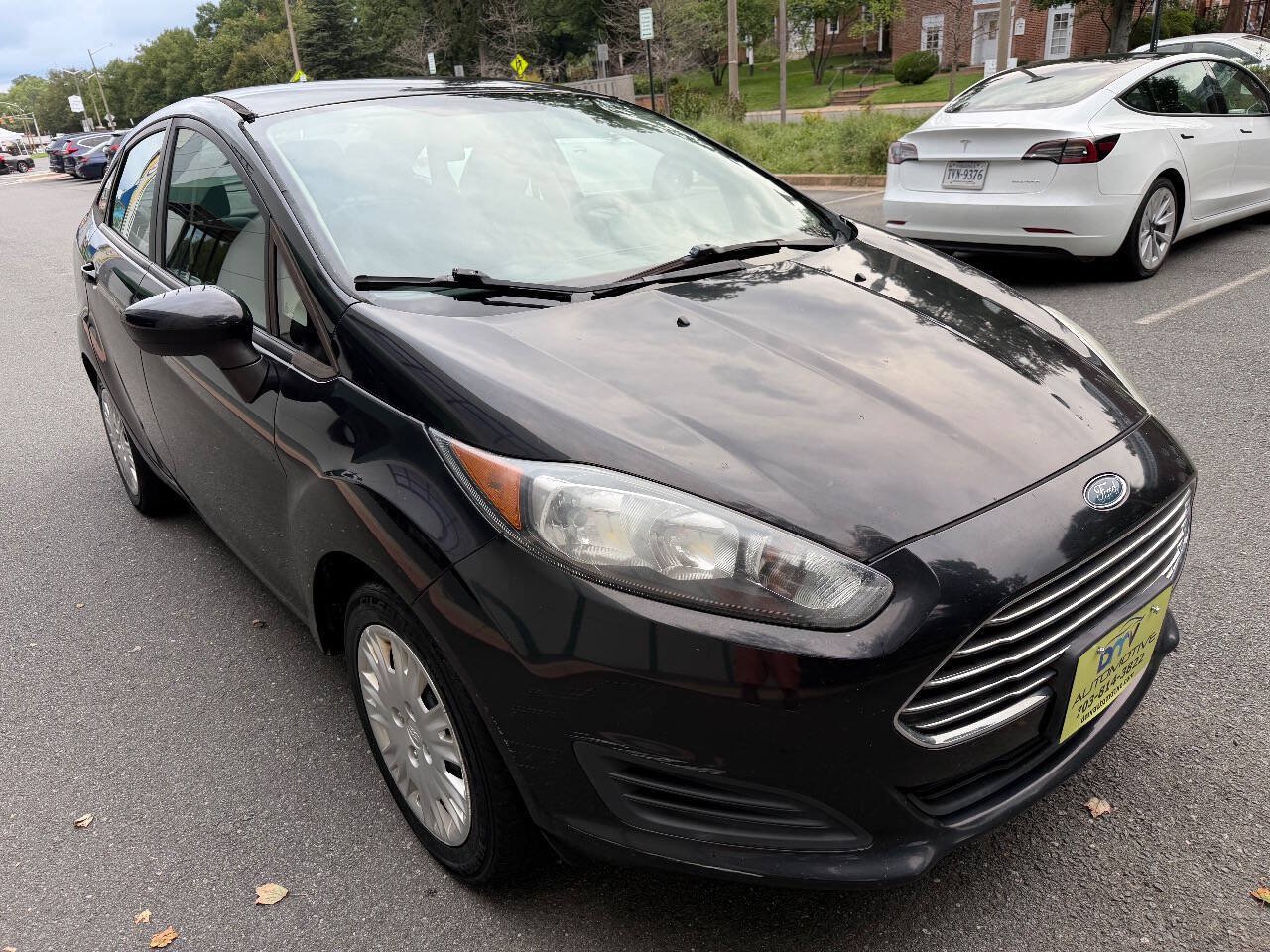 Used 2015 Ford Fiesta S FWD image 8