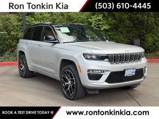 Used 2022 Jeep Grand Cherokee Summit AWD/4WD video 1