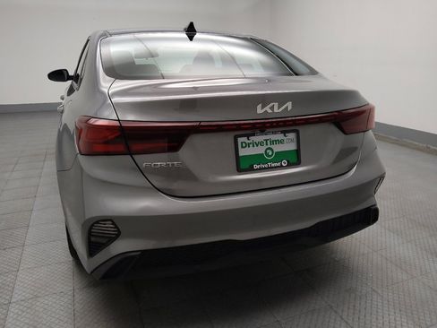 Used 2023 Kia Forte LXS image 6