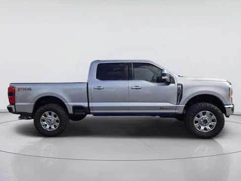 Used 2023 Ford F250 Lariat w/ Tow Technology Package AWD/4WD image 7