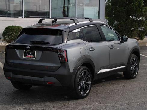 Used 2025 Nissan Kicks SR AWD/4WD image 9