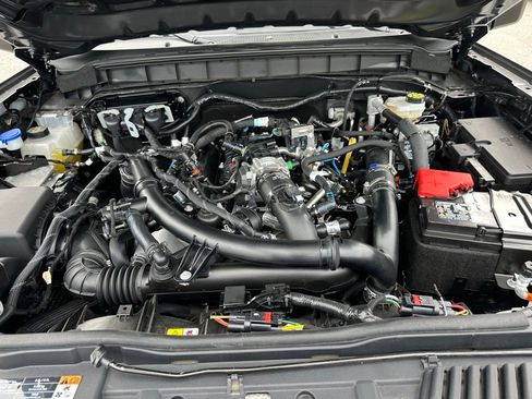 Used 2025 Ford Bronco Badlands AWD/4WD image 39