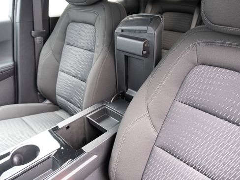 New 2026 Chevrolet Equinox LT w/ Safety and Technology Package AWD/4WD image 8