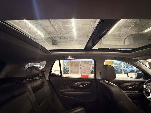 Used 2020 GMC Terrain SLT w/ Preferred Package image 22