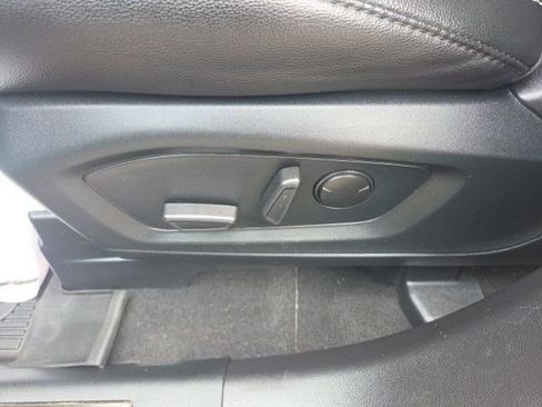 Used 2022 Ford Explorer ST w/ ST Street Pack AWD/4WD image 15