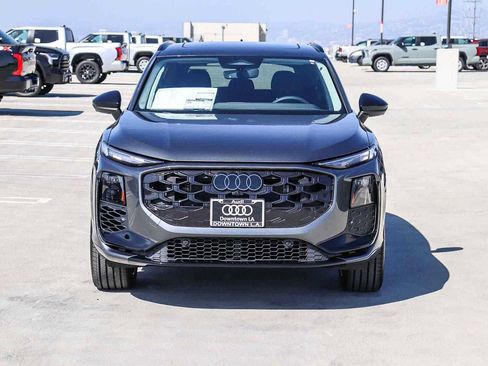 New 2026 Audi Q3 quattro 2.0T image 2