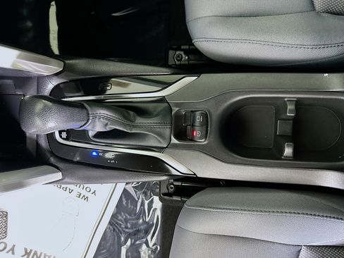 Used 2025 Toyota Corolla Cross SE w/ Moonroof Package image 22