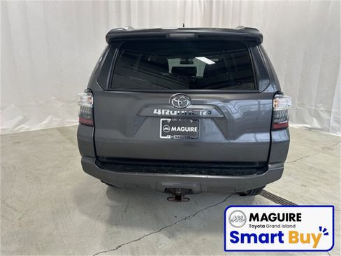 Used 2016 Toyota 4Runner SR5 image 28