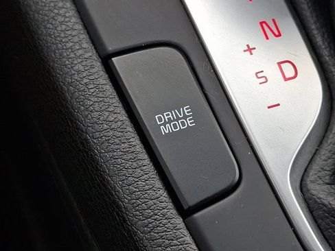 Certified 2023 Kia Forte LXS FWD image 23