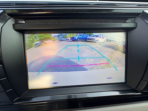 Used 2016 Toyota Corolla LE image 29