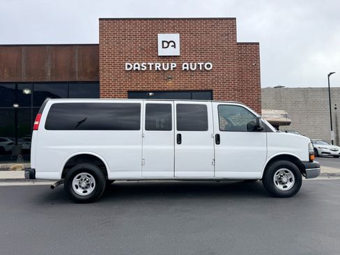 Used 2014 Chevrolet Express 3500 LT w/ LT Preferred Equipment Group RWD image 8
