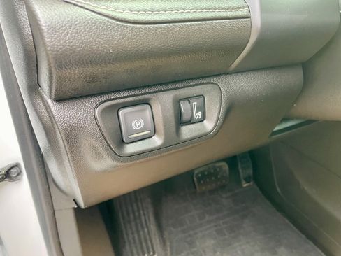 Used 2020 GMC Acadia SLT image 22