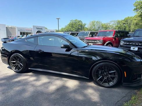 Used 2024 Ford Mustang Dark Horse w/ Dark Horse Handlin Package RWD image 3