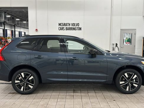 Used 2026 Volvo XC60 B5 Core w/ Climate Package image 4