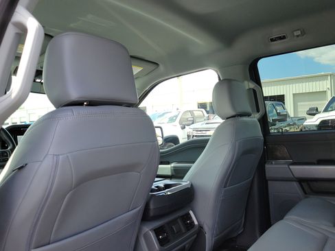 Certified 2022 Ford F150 XLT w/ Equipment Group 302A High image 12