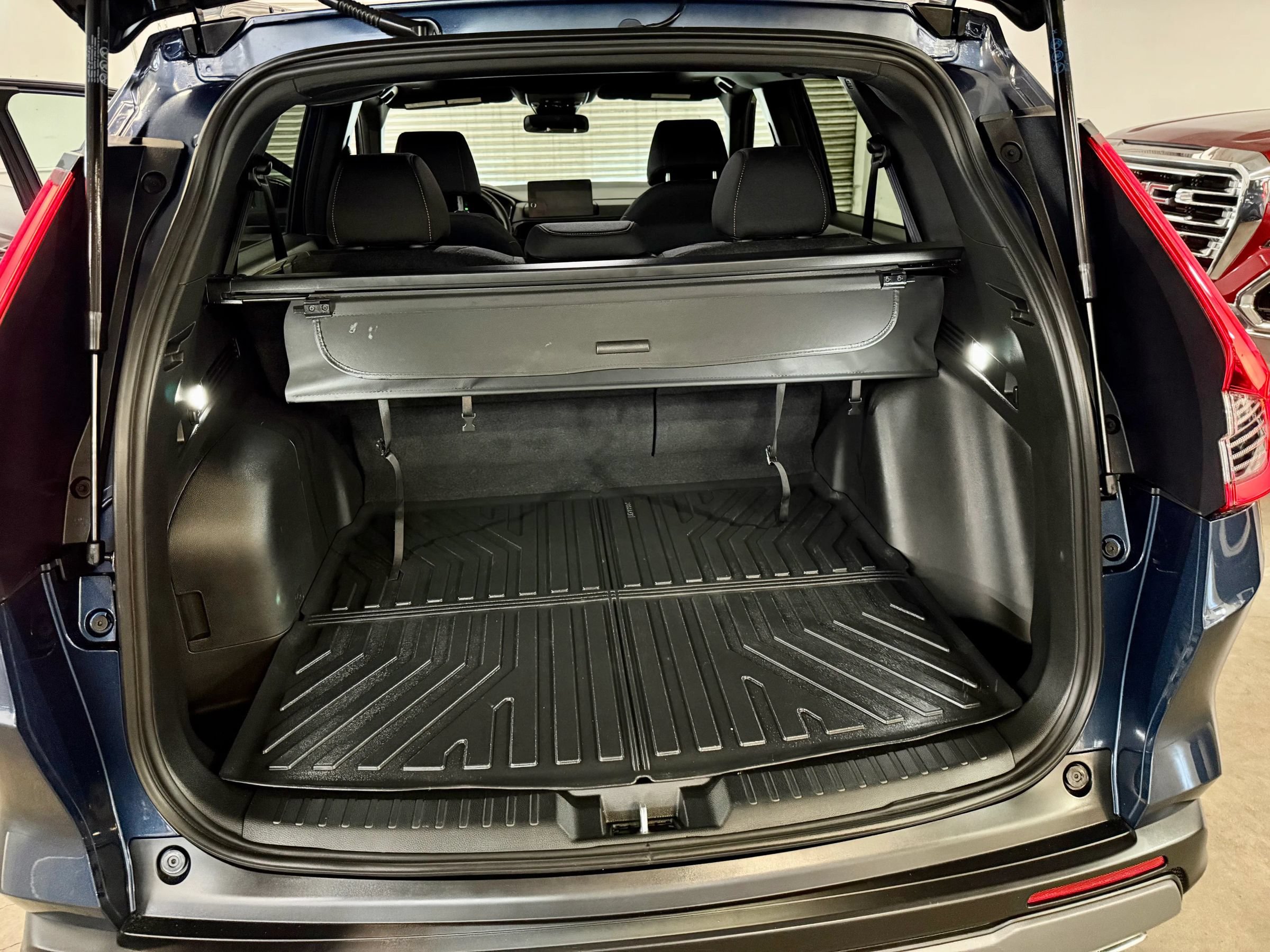 Used 2026 Honda CR-V Sport image 11