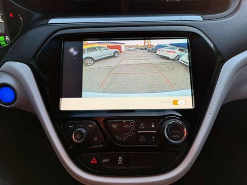 Used 2019 Chevrolet Bolt LT image 23