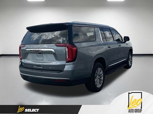 Used 2021 GMC Yukon XL SLT w/ SLT Premium Package AWD/4WD image 8