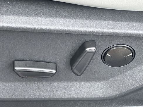 New 2025 Ford Expedition Max Active image 13