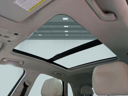 Used 2020 Audi Q3 2.0T Premium image 20